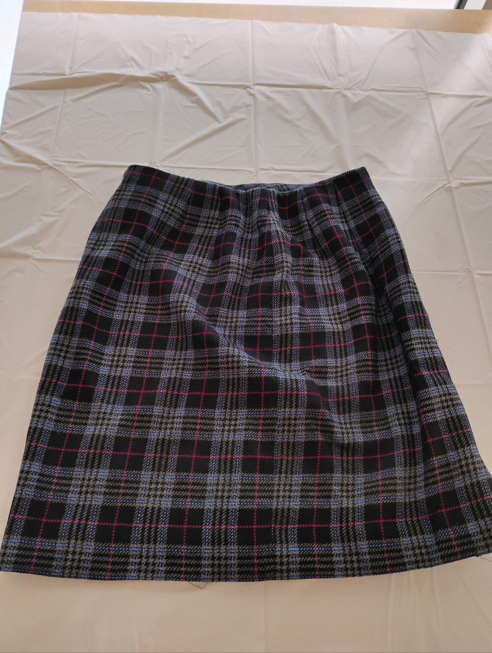 Amanda Smith Vintage Women's Pure Wool Plaid Skirt Size 12